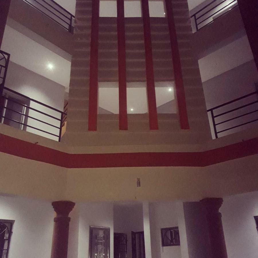 Residence L'Escale Equipements Moderne Bamako Buitenkant foto